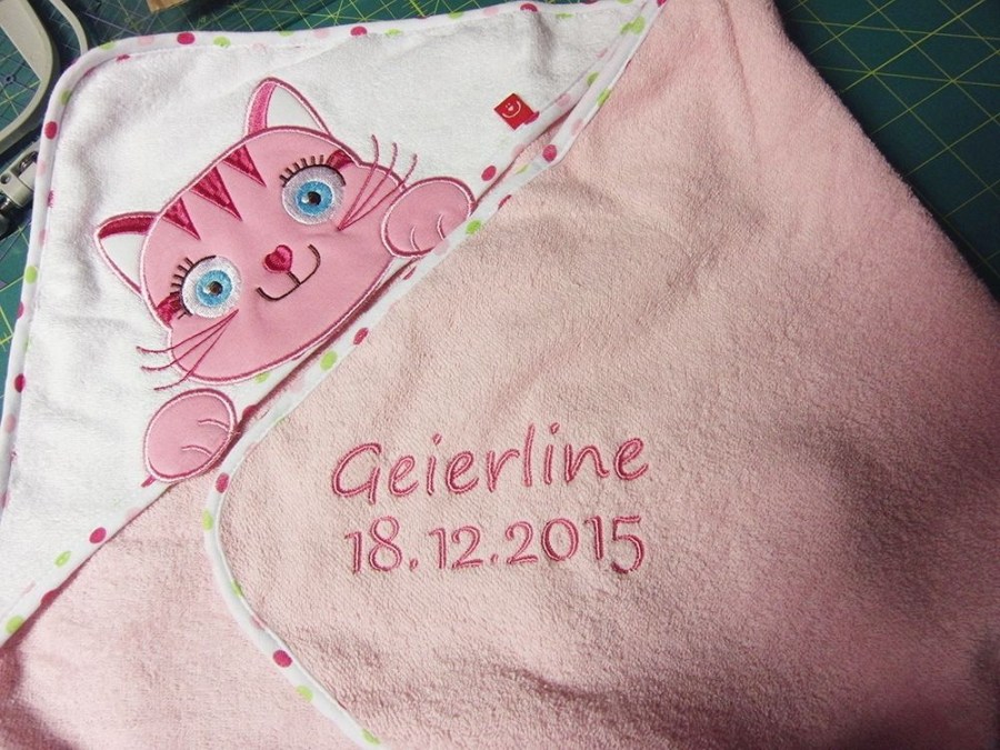 Baby Badetuch_rosa_Katze1